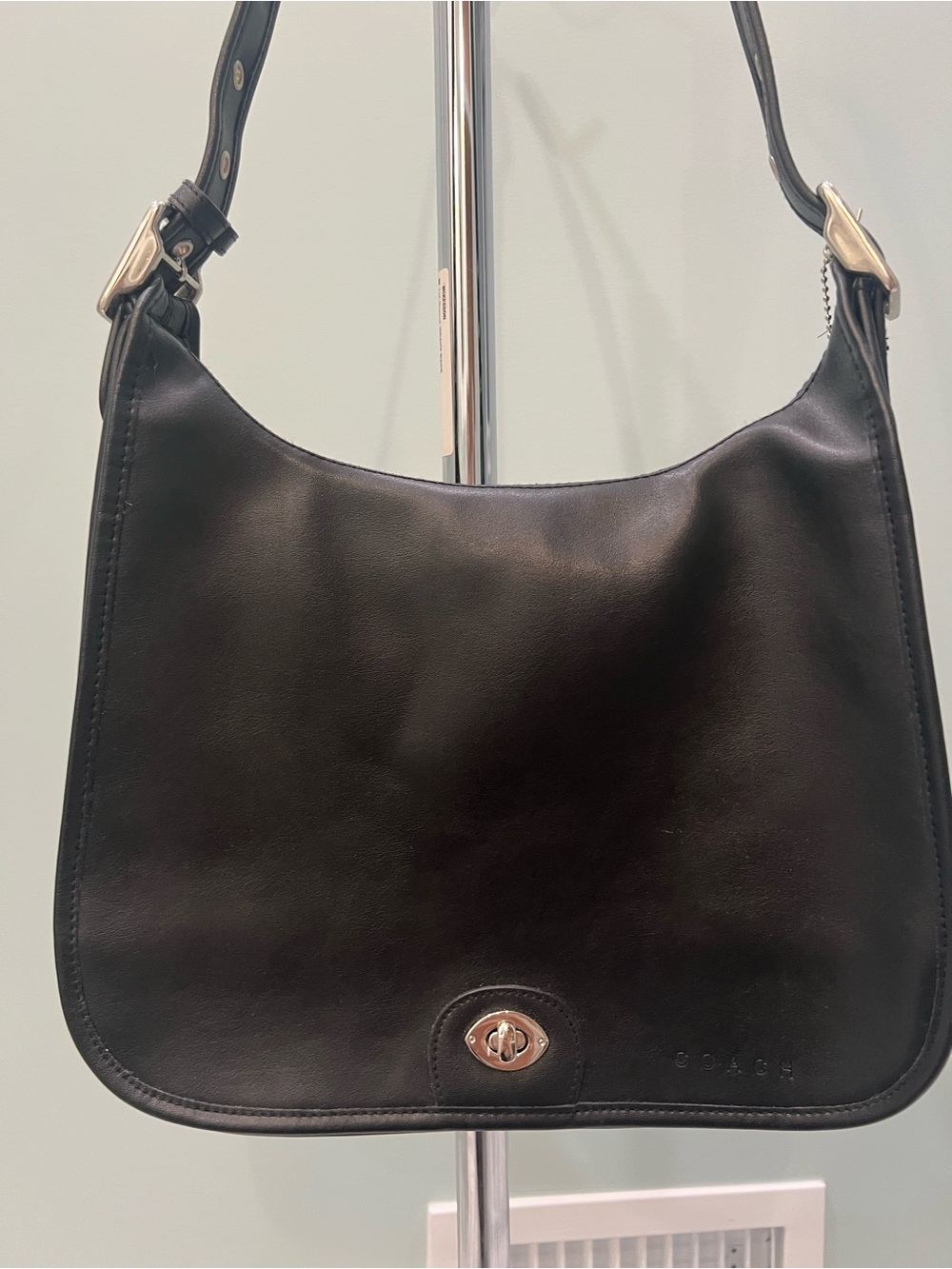 Coach NWOT Vintage Legacy Crescent Black Leather bag with duster bag